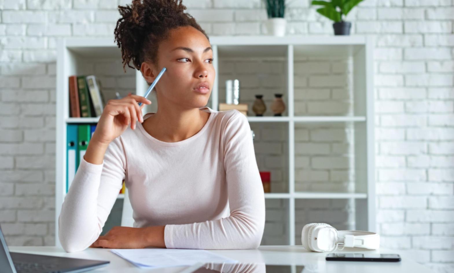 Students collaborating on live coding project